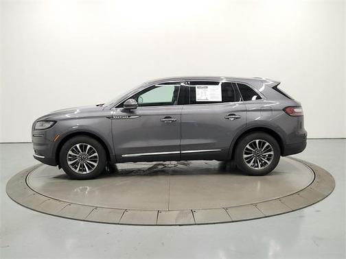 2021 Lincoln Nautilus Reserve