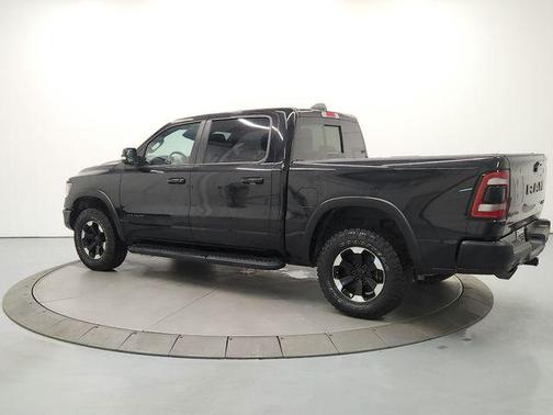 Diamond Black Crystal Pearlcoat 2022 RAM 1500 Rebel