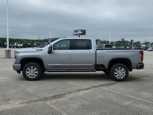 Sterling Gray Metallic 2026 Chevrolet Silverado 2500 High Country