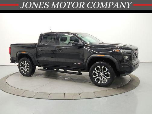 2023 GMC Canyon AT4