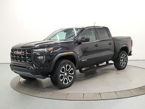 2023 GMC Canyon AT4