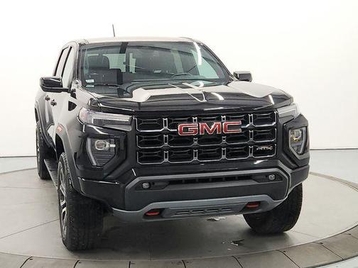 2023 GMC Canyon AT4