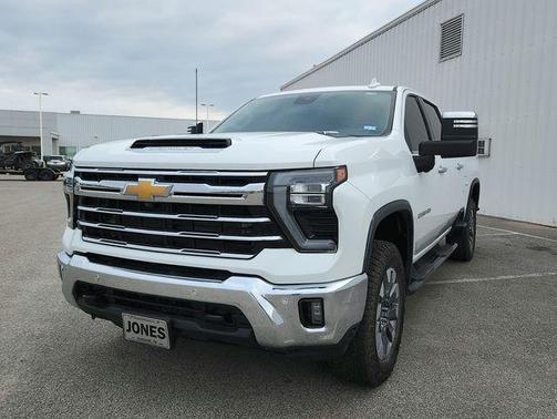 Summit White 2025 Chevrolet Silverado 2500 LTZ