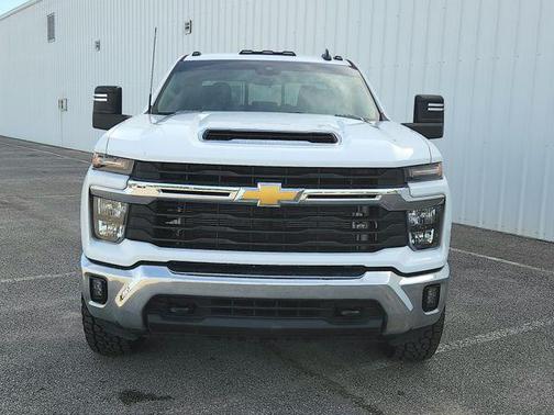Summit White 2024 Chevrolet Silverado 2500 LT