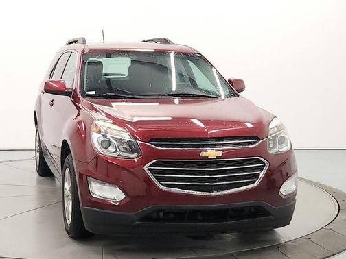 Siren Red Tintcoat 2017 Chevrolet Equinox 1LT