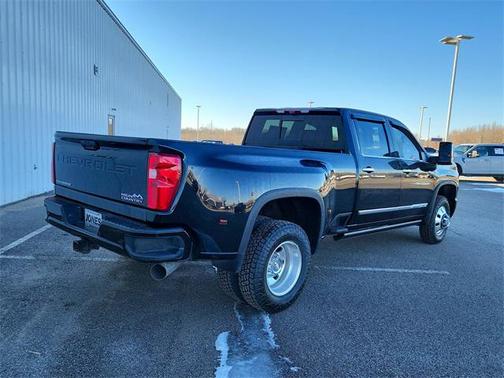2024 Chevrolet Silverado 3500 High Country