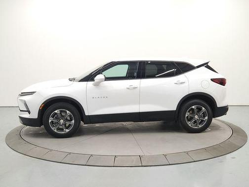 Summit White 2025 Chevrolet Blazer 2LT