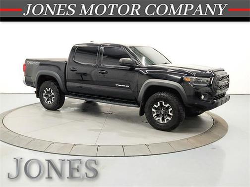 2017 Toyota Tacoma Base
