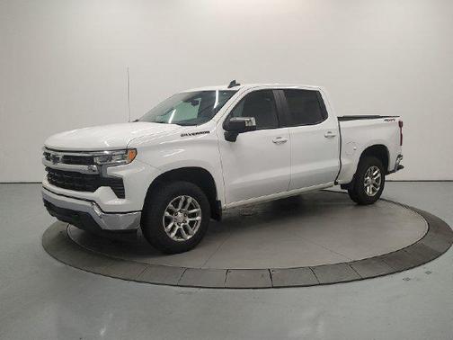 Summit White 2024 Chevrolet Silverado 1500 LT