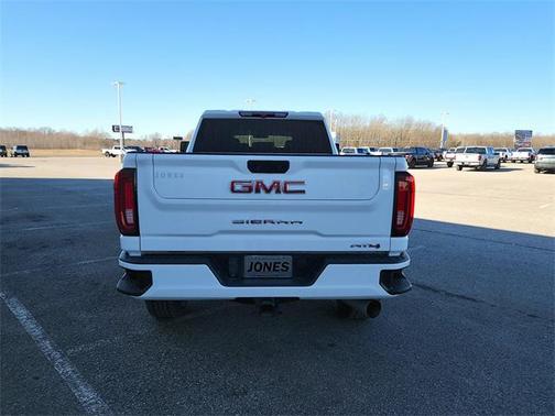 2023 GMC Sierra 2500 AT4