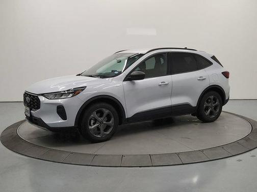 Space Silver Metallic 2025 Ford Escape ST-Line