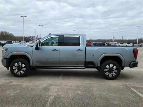 2024 GMC Sierra 2500 Denali
