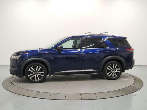 Deep Ocean Blue Pearl 2023 Nissan Pathfinder Platinum 4WD