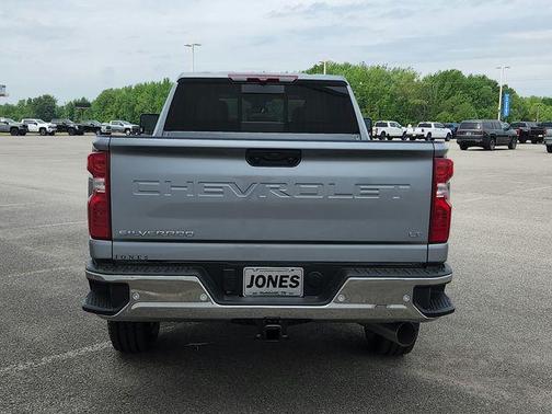 Sterling Gray Metallic 2026 Chevrolet Silverado 2500 LT