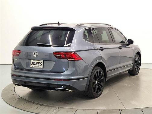 2020 Volkswagen Tiguan 2.0T SE R-Line Black
