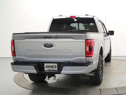 ICONIC SILVER METALLIC 2022 Ford F-150 XLT