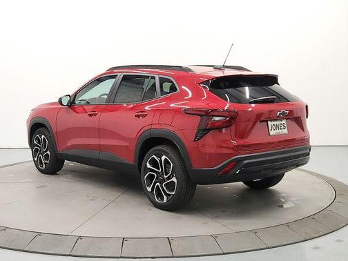 Apex Red 2026 Chevrolet Trax FWD 2RS