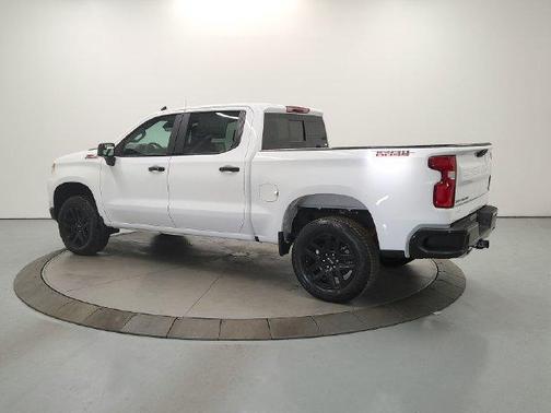 Summit White 2025 Chevrolet Silverado 1500 LT Trail Boss