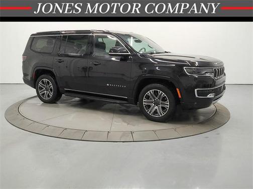 2024 Jeep Wagoneer Series II 4x2