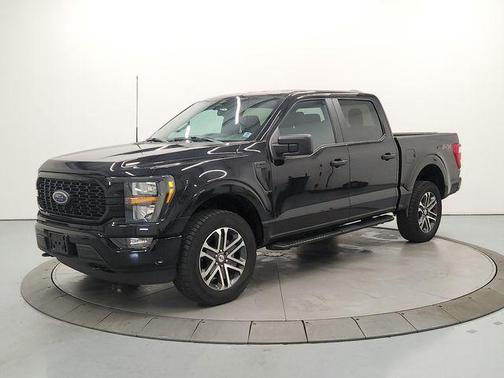 AGATE BLACK METALLIC 2023 Ford F-150 XL