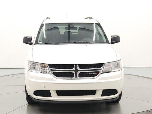 Vice White 2020 Dodge Journey SE Value