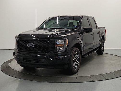 Agate Black Metallic 2023 Ford F-150 XL