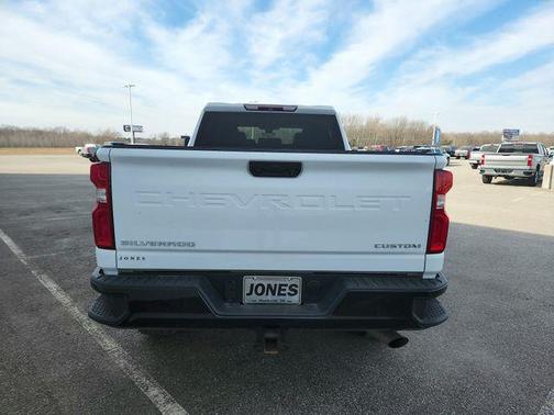 2021 Chevrolet Silverado 2500 Custom
