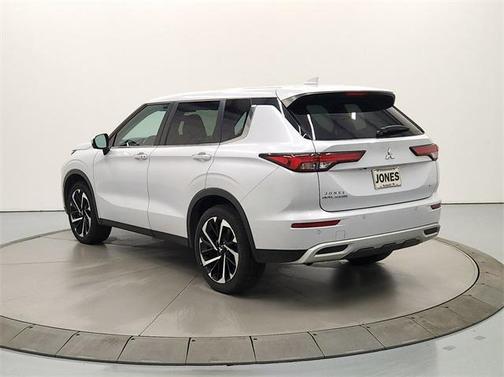 2024 Mitsubishi Outlander SE Black Edition S-AWC