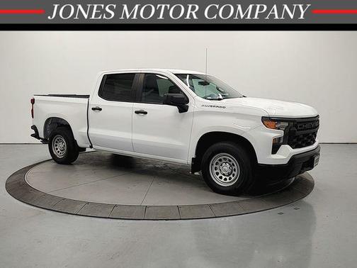 Summit White 2022 Chevrolet Silverado 1500 WT
