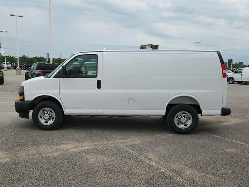 Summit White 2026 Chevrolet Express 2500 3500 Regular Wheelbase, WT, RWD