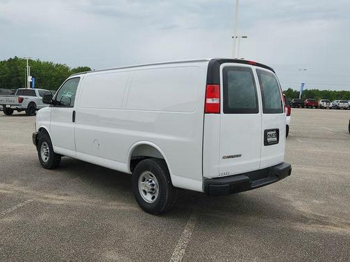 Summit White 2026 Chevrolet Express 2500 3500 Regular Wheelbase, WT, RWD