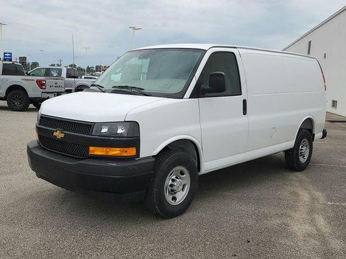 Summit White 2026 Chevrolet Express 2500 3500 Regular Wheelbase, WT, RWD