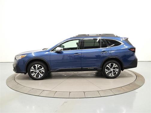 2022 Subaru Outback Touring XT
