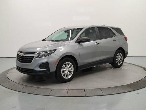 Sterling Gray Metallic 2024 Chevrolet Equinox LS