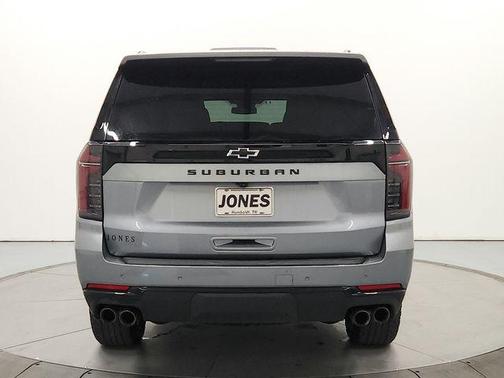 Sterling Gray Metallic 2025 Chevrolet Suburban 4WD Z71