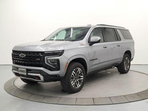 Sterling Gray Metallic 2025 Chevrolet Suburban 4WD Z71