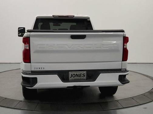 Summit White 2021 Chevrolet Silverado 1500 RST