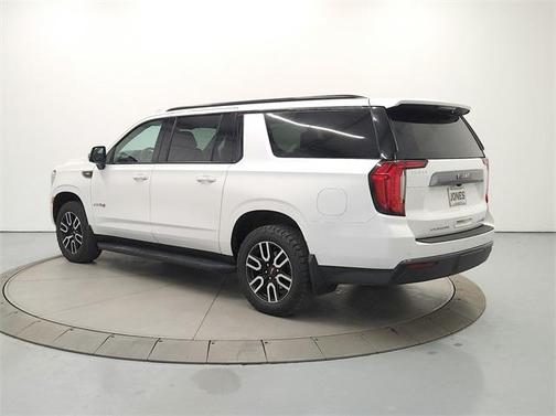 2021 GMC Yukon XL 4WD AT4