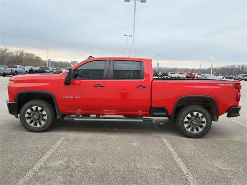 2022 Chevrolet Silverado 2500 Custom