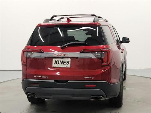 2023 GMC Acadia AWD AT4
