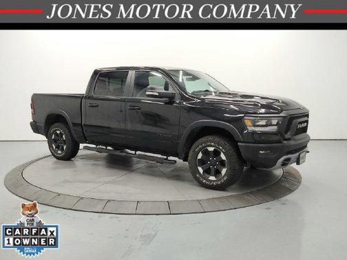 Diamond Black Crystal Pearlcoat 2022 RAM 1500 Rebel