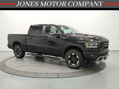 Diamond Black Crystal Pearlcoat 2022 RAM 1500 Rebel