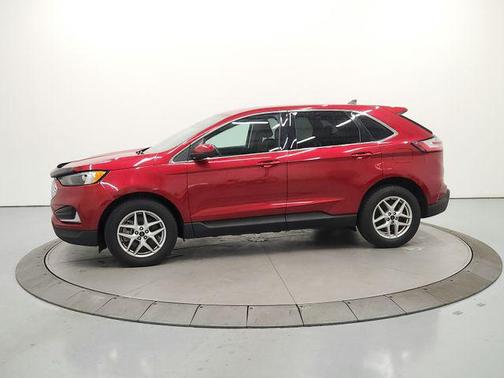 Rapid Red Metallic Tinted Clearcoat 2023 Ford Edge SEL