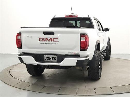 2024 GMC Canyon AT4X