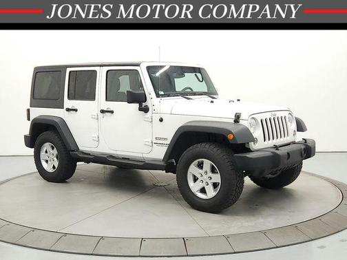 Bright White Clearcoat 2014 Jeep Wrangler Unlimited Sport