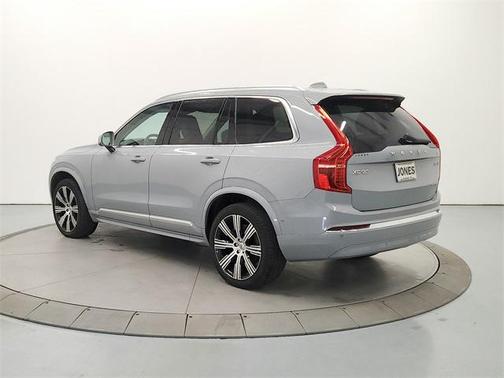2024 Volvo XC90 B5 Plus Bright Theme