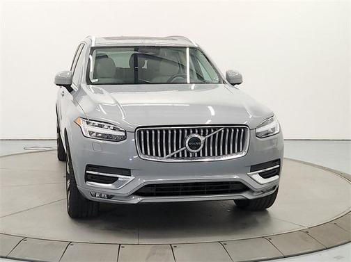 2024 Volvo XC90 B5 Plus Bright Theme