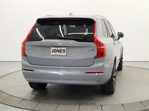 2024 Volvo XC90 B5 Plus Bright Theme