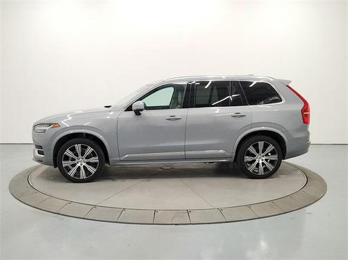 2024 Volvo XC90 B5 Plus Bright Theme