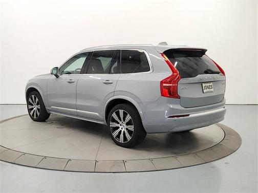 2024 Volvo XC90 B5 Plus Bright Theme